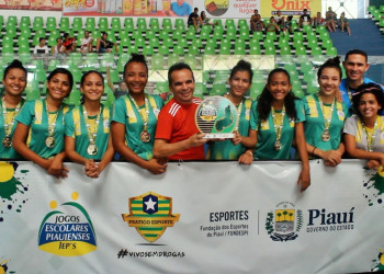 Futsal feminino de Baixa Grande do Ribeiro vence Jogos Escolares Piauienses